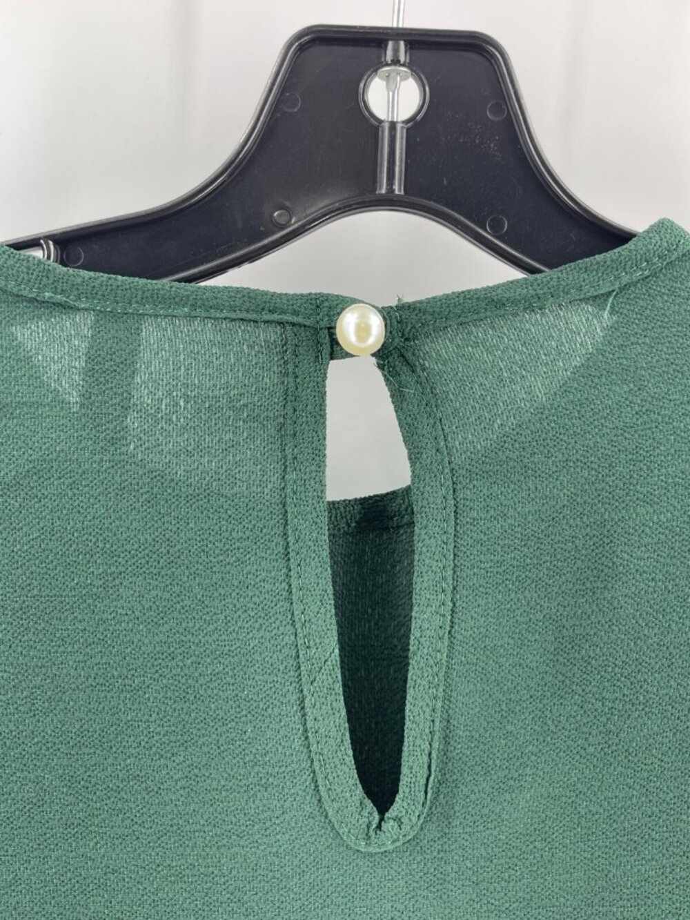 2 Hearts Women's Long Sleeve Green Top Shirt Ruffled Bell Long Sleeve Size Large - Picture 6 of 10